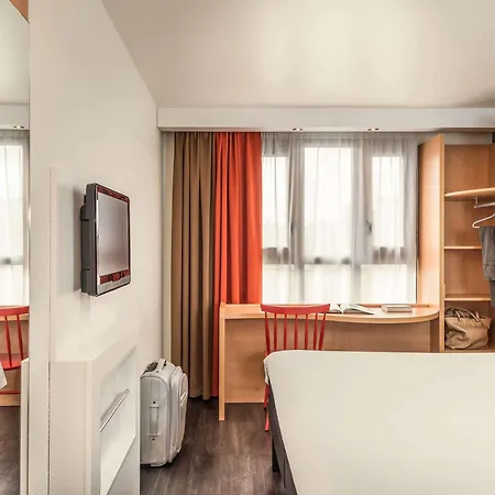 Ibis Bastille Faubourg St Antoine Hotel