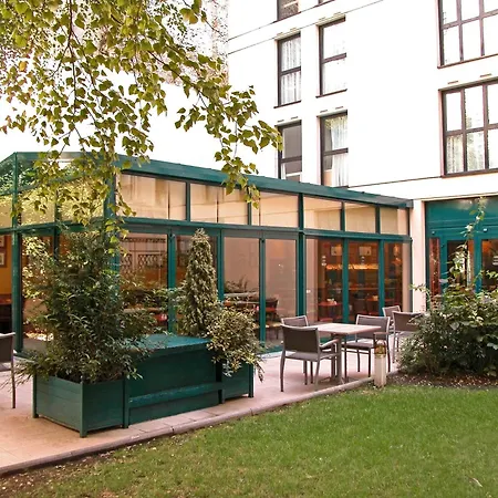 Ibis Bastille Faubourg St Antoine Hotel 3*