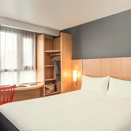 Ibis Bastille Faubourg St Antoine 3*
