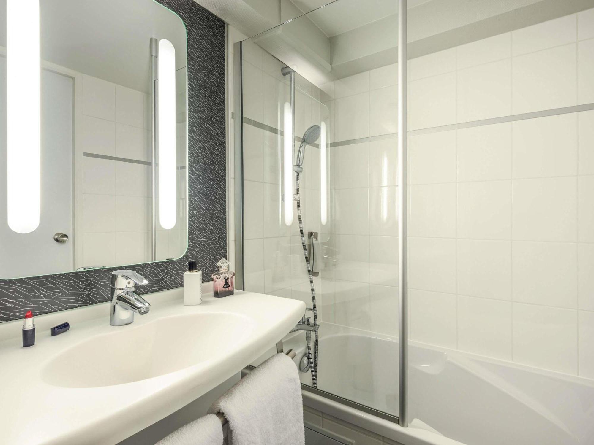 Ibis Bastille Faubourg St Antoine Hotel 3*